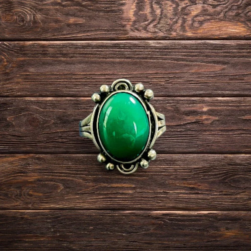 Vintage Mexico Sterling Silver Green Stone Ring SZ 7.5 Casual - Picture 6 of 7